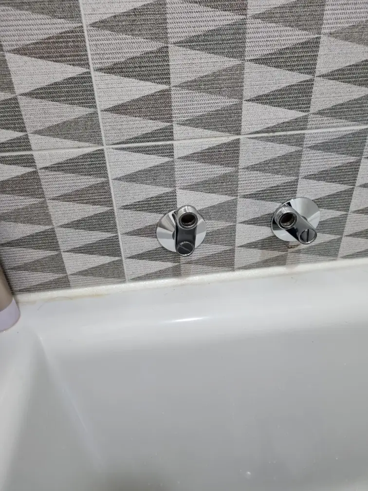 욕조 샤워기 교체 6